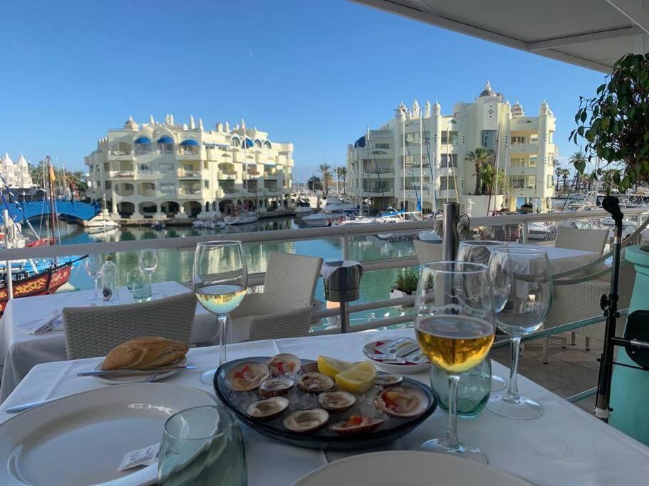 Benalmadena Costa Malaga Apartamento Muy Acogedor Con Vistas Al Mar Terraza Gigante Para Verano E Invierno Parking Bagian luar foto